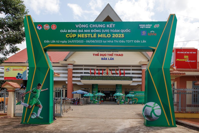 vong-chung-ket-giai-bong-da-nhi-dong-toan-quoc-2023-dien-ra-trong-tu-ngay-24-7-den-06-08-tai-tinh-dak-lak-voi-su-gop-mat-cua-16-doi-bong-xuat-sac-1691303897.jpg