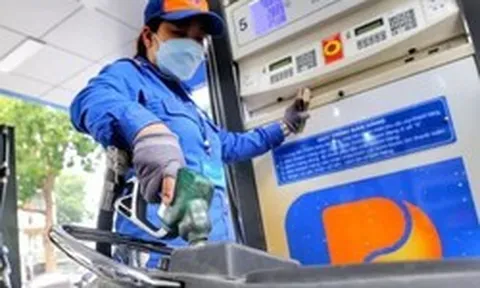Giá xăng dầu cùng giảm, có loại giảm hơn 3.000 đồng/lít