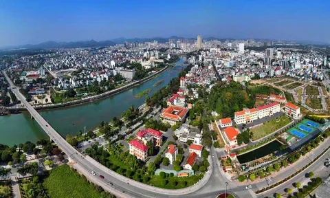 Quảng Ninh: Tập trung tháo gỡ khó khăn cho doanh nghiệp, quyết tâm lọt top các địa phương 100.000 tỷ