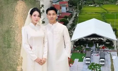 Văn Thanh dựng rạp cưới trên sân bóng, đèn lên lung linh "oách" nhất xóm chuẩn bị rước nàng tiểu thư về dinh