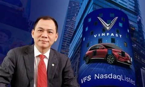 Tỷ phú Phạm Nhật Vượng hiện thực hoá phần quà trị giá gần 3 triệu đồng cho một nhóm khách Việt