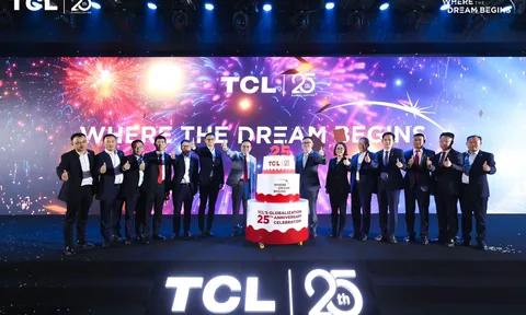 TCL Kỉ Niệm 25 Năm Toàn Cầu Hoá Và Đồng Hành Cùng Việt Nam