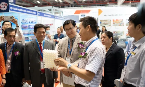 RUBBER TECH VIETNAM 2023, quy tụ 150 gian hàng trưng bày các sản phẩm công nghệ tiên tiến ngành cao su, săm lốp