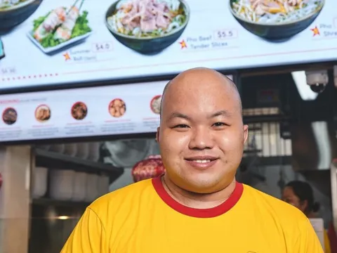 Tiệm phở của đầu bếp Việt lên báo Singapore