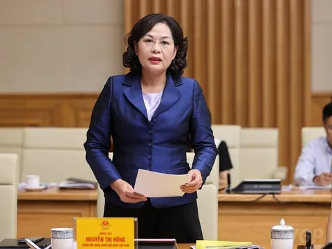 2,33 triệu tỉ đồng dư nợ tín dụng và 150.000 tỉ đồng trái phiếu bất động sản