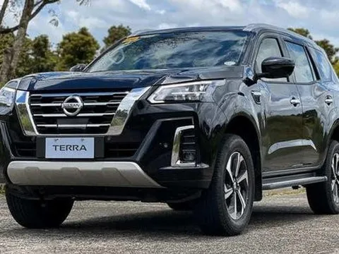 Đại lý ồ ạt nhận đặt Nissan Terra 2022: Giá dự kiến hơn 900 triệu, sắp về đấu Fortuner