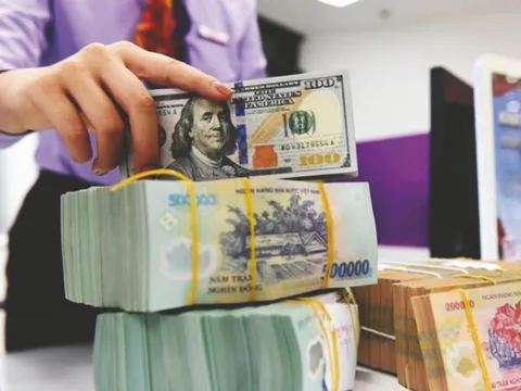 Tỷ giá USD/VND: Vẫn tương đối ổn, nhưng rủi ro đang tăng