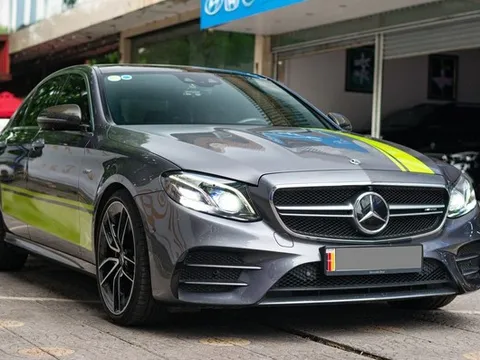 Mercedes E300 AMG chạy 120.000km vẫn có giá 2,4 tỷ đồng: Tiền đồ chơi bằng 1/3 giá trị xe