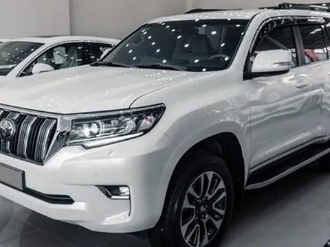 'Hàng hiếm' Toyota Land Cruiser 2022 siêu lướt được giao giá gần 3 tỷ đồng sau vài tháng sử dụng