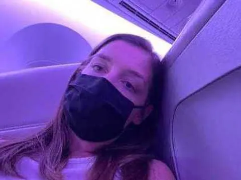 Bay 13 tiếng qua 1/4 địa cầu, nữ hành khách rút ra 8 điều mọi người CẦN NHỚ PHẢI LÀM để có một chặng bay dài dễ chịu