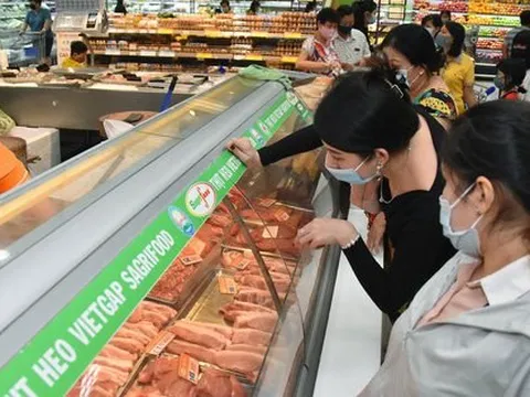 Đau đầu ứng phó "bão giá"