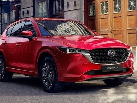 Đối thủ nặng ký của Honda CR-V bất ngờ giảm mạnh gần 50 triệu