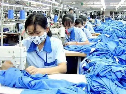 Xuất khẩu dệt may đặt mục tiêu xuất khẩu 43 tỷ USD dù còn nhiều khó khăn