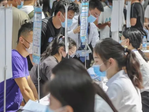 Quốc gia châu Á có tỉ lệ thất nghiệp cao chưa từng thấy