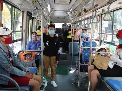 Dừng 5 tuyến xe buýt: Không thể đổ lỗi cho việc Nhà nước trợ giá chưa đủ