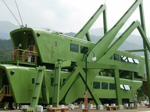 30 công trình kỳ lạ nhất thế giới