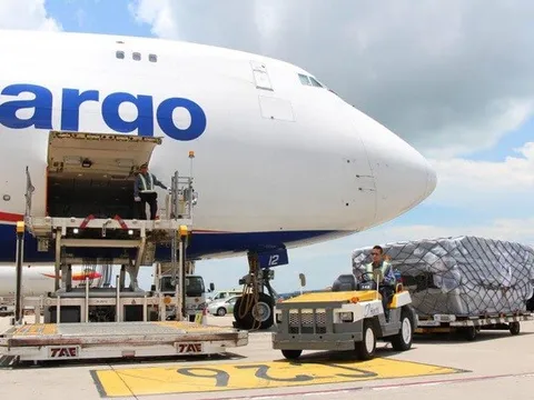 Hai công ty logistics hàng không trong nửa đầu năm: Lợi nhuận duy trì ổn định, biên lợi nhuận gộp thuộc top cao nhất sàn chứng khoán lên đến 80%