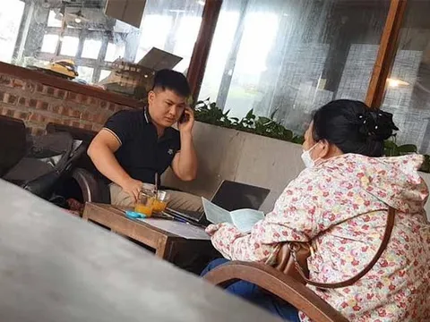 'Cò' hộ chiếu tại Hà Nội: Bao thầu trọn gói vé máy bay