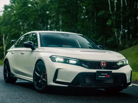 Cận cảnh Honda Civic Type R 2023