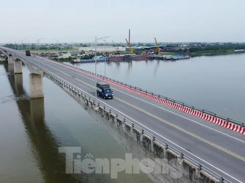 Bị vỡ phương án tài chính, nhà đầu tư cầu BOT Thái Hà muốn trả dự án