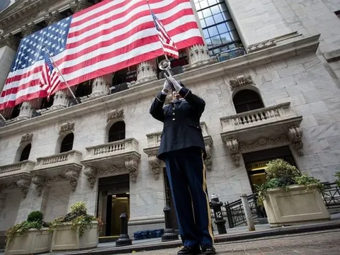 Cổ phiếu phố Wall kết thúc tháng tốt nhất kể từ năm 2020