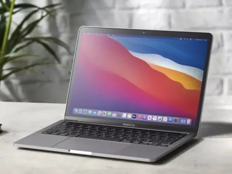 Một mẫu laptop xịn xò bất ngờ giảm giá kịch liệt, sắp ngừng bán: Chuyện gì xảy ra?