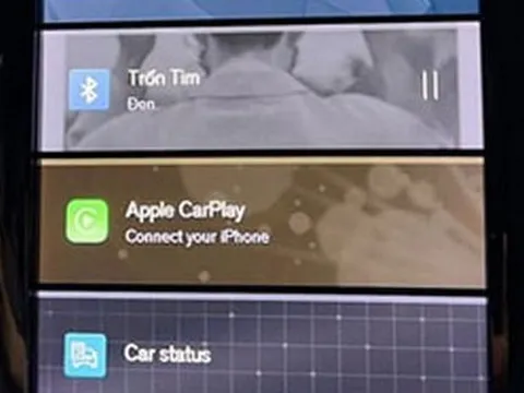 Mua xe tiền tỉ nhưng không có... hệ điều hành