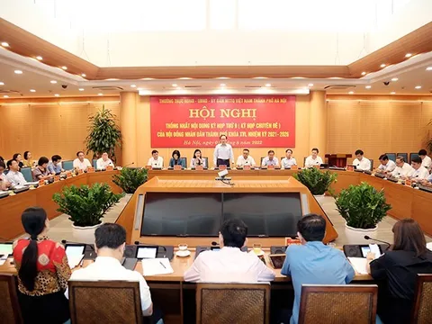 Sau phát biểu gay gắt của Trưởng Ban tổ chức Thành uỷ, vấn đề "nóng" được đưa ra bàn