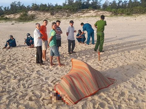 Phát hiện một thi thể tại bờ biển Quảng Nam