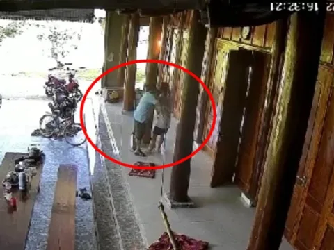 Sàm sỡ nữ sinh lớp 10, Chủ tịch Ủy ban MTTQ xã bị cách hết chức vụ