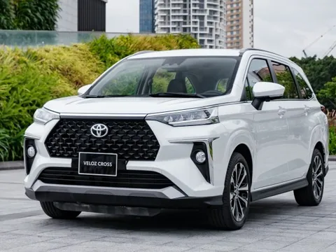 Tháng Ngâu, vẫn có nhiều mẫu xe liên tiếp đội giá, bán bia kèm lạc tới hàng trăm triệu đồng