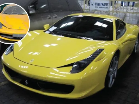 Xót xa Ferrari 458 tại Hà Nội: Một trong những chiếc đầu tiên về VN, giờ đóng bụi dày đặc