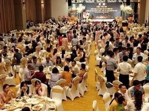 CDC Quảng Ninh lý giải hình ảnh hàng trăm người dự "tiệc nghỉ hưu" của cựu giám đốc