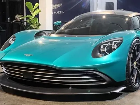 Aston Martin Valhalla 2022 sắp về Việt Nam: Khả năng về cùng garage có nhiều siêu phẩm trăm tỷ