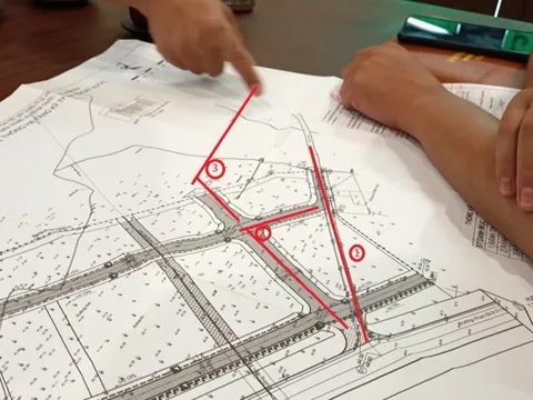 Một huyện ở Thanh Hóa "nắn cong" đường làng khi làm khu dân cư