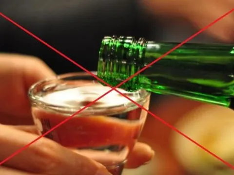 Vì sao uống rượu pha nước ngọt có thể nguy hiểm đến tính mạng?