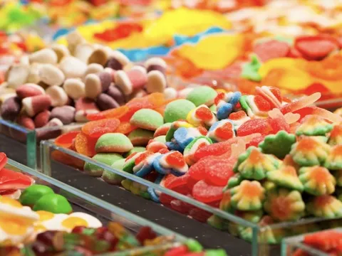 Nếm thử 3.500 chiếc kẹo mỗi tháng, thu nhập 78.000 USD/năm