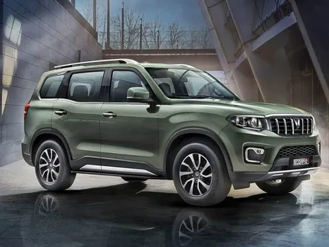 "Quái thú" SUV giá 350 triệu vừa mở bán 1 phút có 25.000 đặt cọc, "chặt đẹp" Fortuner