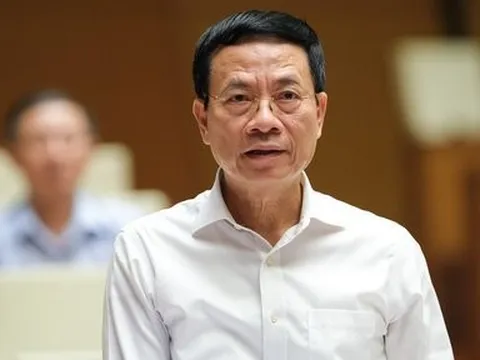 Bóc gỡ tin xấu, độc giống như “dọn rác” trên không gian mạng