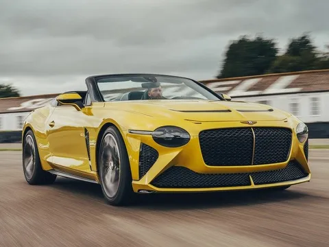 Bentley sẵn sàng bàn giao siêu phẩm đắt nhất đội hình: 8 chiếc khác nhau, thủ công 100%