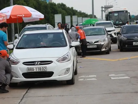 VETC phản hồi vụ bị Viettel tố dán chồng thẻ thu phí không dừng Etag