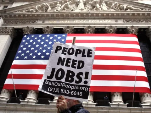 GDP Mỹ giảm 2 quý liên tiếp