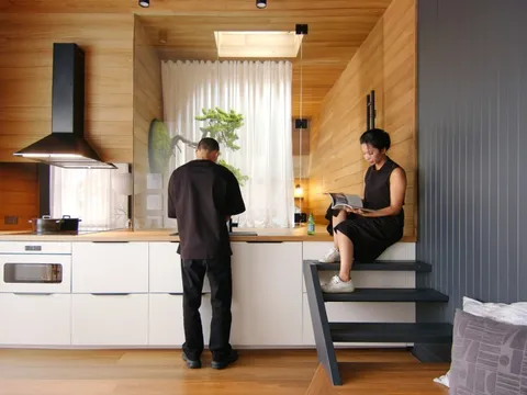 Căn hộ trăm tuổi được cải tạo theo phong cách Zen, chỉ rộng 52m2 nhưng ngập tràn ánh nắng, có cả phòng thiền