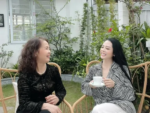 Nhà thiết kế trẻ nỗ lực lập nghiệp, thành công sở hữu ngôi nhà riêng 65m2 với khu vườn trên mái