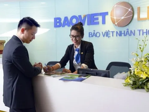 Doanh thu tăng, vì sao lợi nhuận doanh nghiệp bảo hiểm vẫn "lao dốc"?