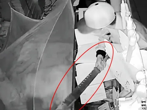 Bí thư Tỉnh ủy Bình Dương yêu cầu xử lý nghiêm vụ vác đao đi "xin đểu" bánh trung thu