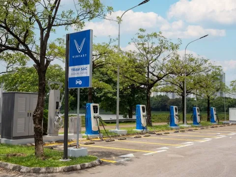 VinFast đã xóa bỏ rào cản giữa người dùng và ô tô điện thế nào?