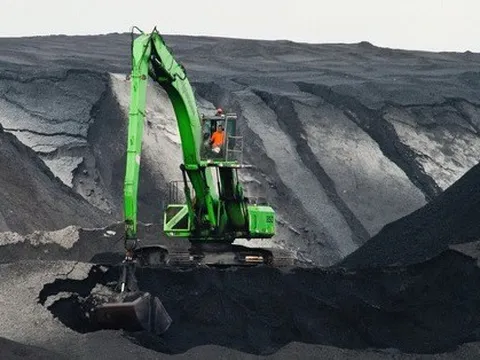 'Cơn nghiện' năng lượng hóa thạch vẫn chưa dứt