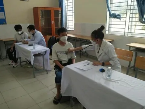 Tp.HCM: Vì sao nhiều phụ huynh chưa cho con đi tiêm vắc-xin phòng Covid-19?