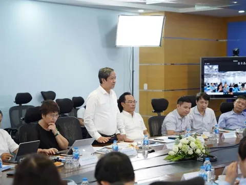 Bộ trưởng Nguyễn Kim Sơn: Mong Trường Đại học CMC trở thành hình mẫu